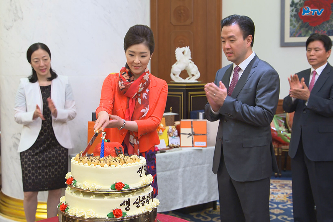 Moon Sunjin’s Birthday Celebration Breakfast(July 30, 2015) Cheon Jeong Gung